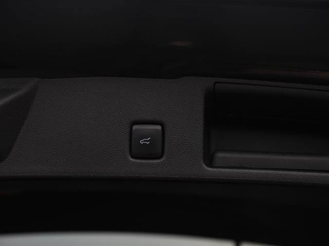 Certified 2024 Ford Escape Platinum AWD/4WD image 12