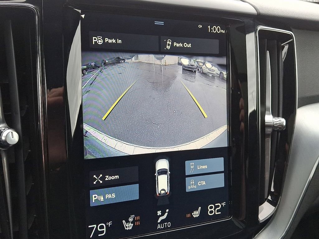 Used 2018 Volvo XC60 T5 Momentum w/ Vision Package AWD/4WD image 20