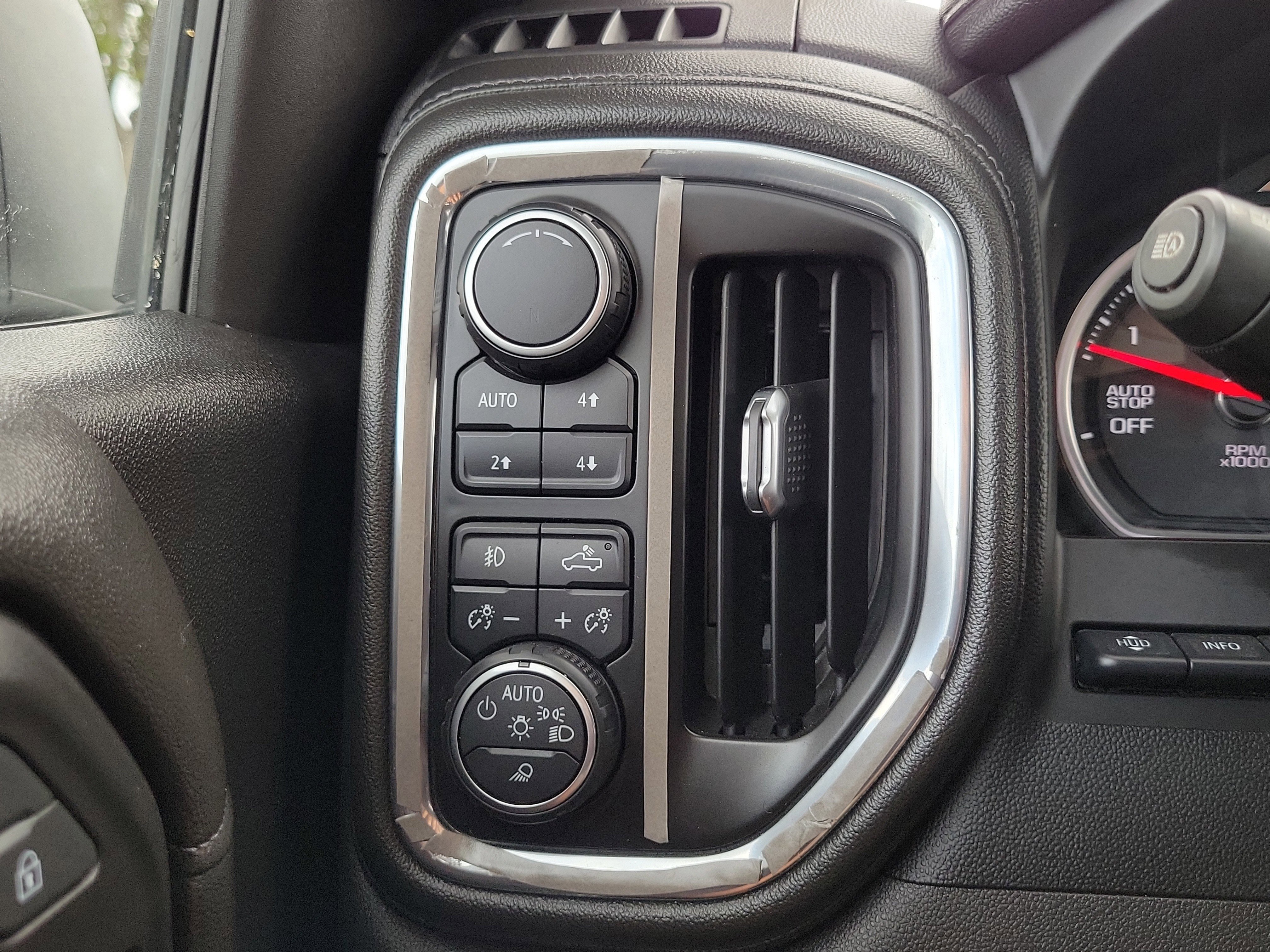 Used 2019 Chevrolet Silverado 1500 LTZ w/ LTZ Plus Package image 28