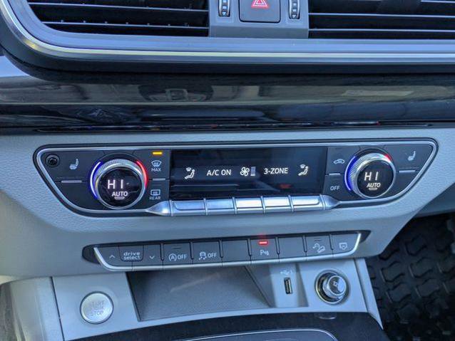 Used 2020 Audi Q5 2.0T Premium w/ Convenience Package image 23