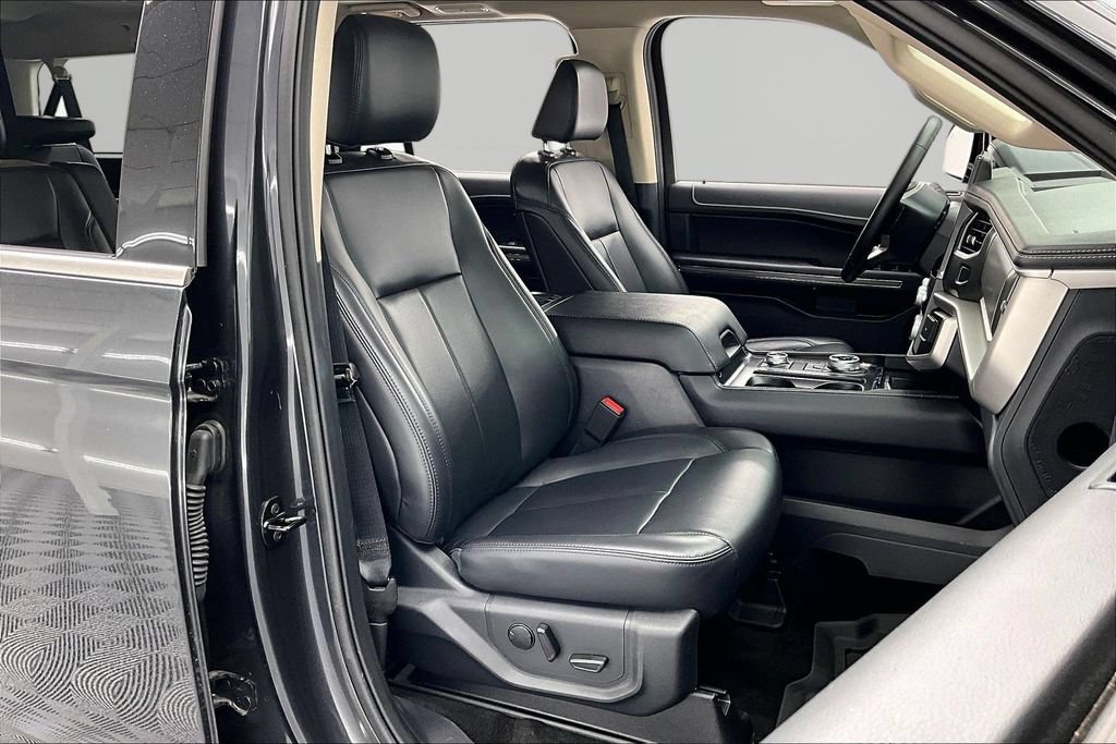 Certified 2022 Ford Expedition Max XLT AWD/4WD image 7