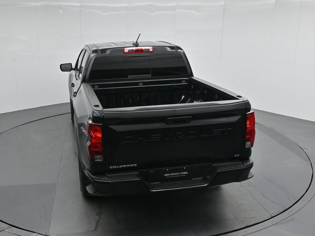 Used 2023 Chevrolet Colorado LT w/ LT Convenience Package image 17
