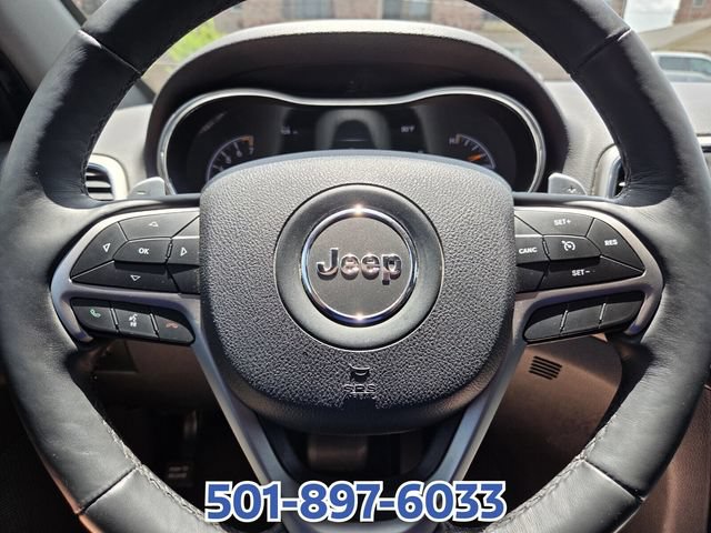 Used 2017 Jeep Grand Cherokee Altitude AWD/4WD image 24
