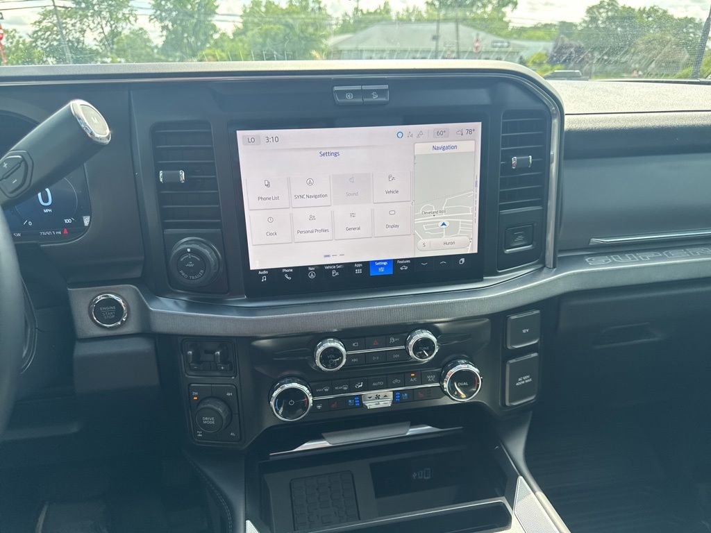 Certified 2025 Ford F350 Platinum AWD/4WD image 21