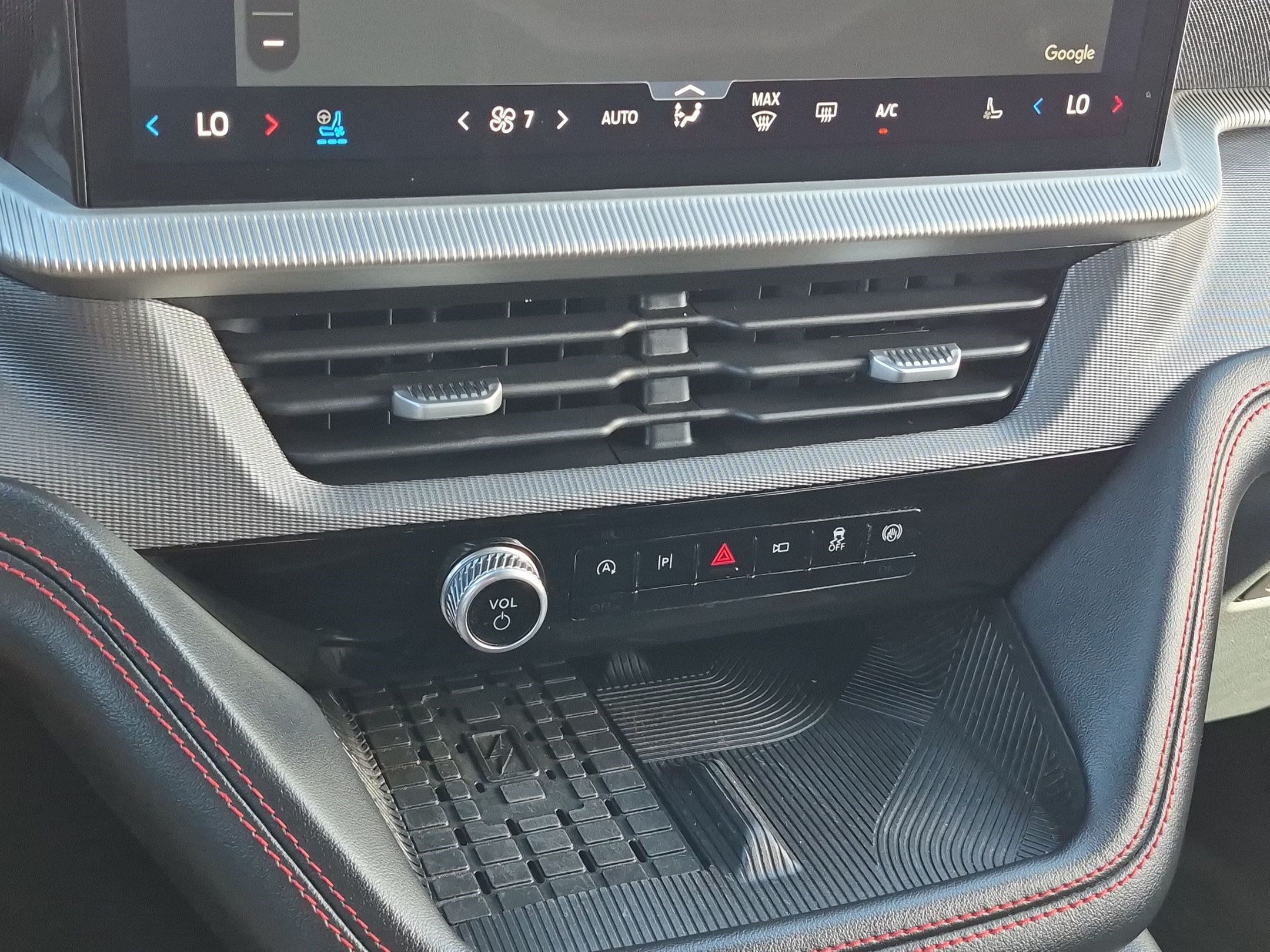 Certified 2025 Ford Explorer ST AWD/4WD image 28