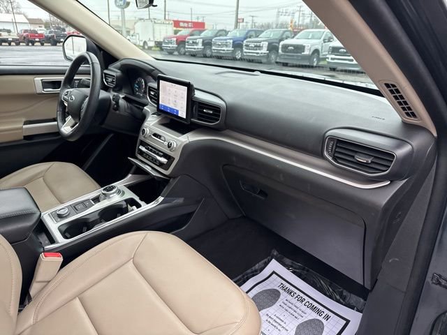 Certified 2023 Ford Explorer XLT w/ Equipment Group 202A AWD/4WD image 35