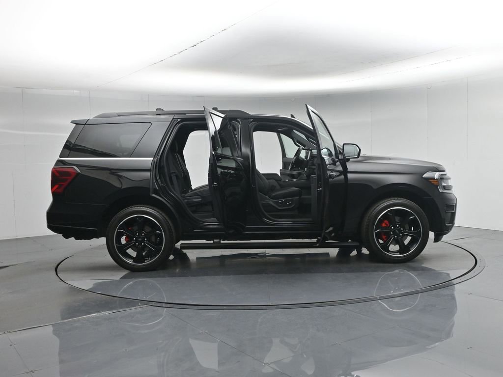 Certified 2023 Ford Expedition Limited image 31