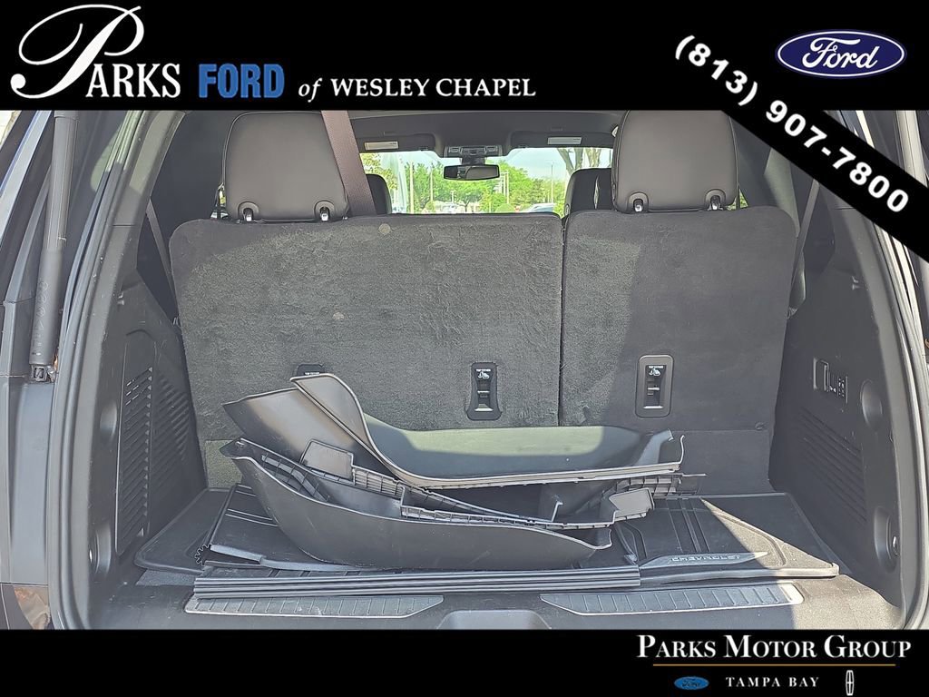 Used 2022 Chevrolet Tahoe RST w/ Luxury Package image 8