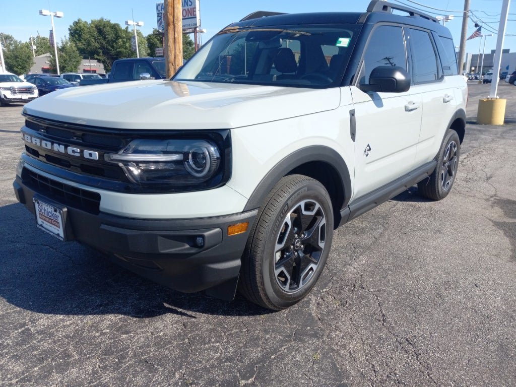 Certified 2024 Ford Bronco Sport Outer Banks AWD/4WD image 1
