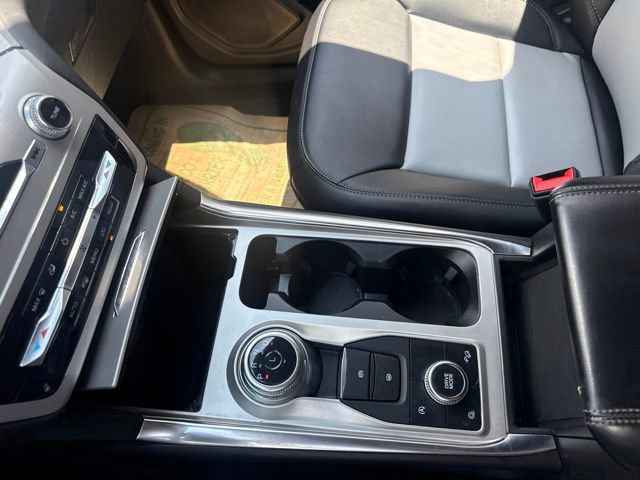 Certified 2024 Ford Explorer XLT w/ Equipment Group 202A AWD/4WD image 26
