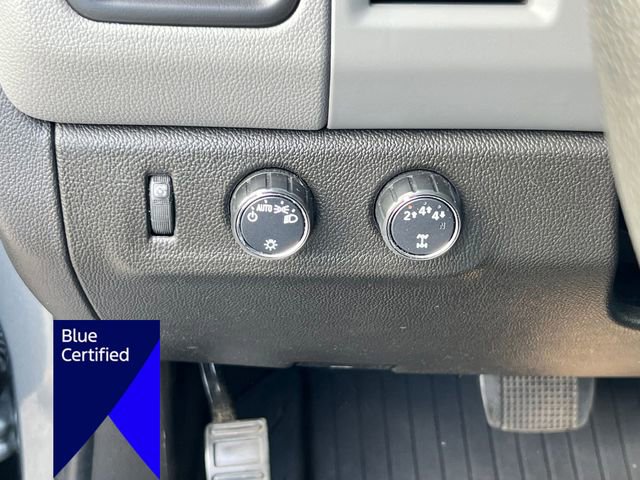 Used 2022 Chevrolet Colorado W/T w/ Custom Special Edition image 16
