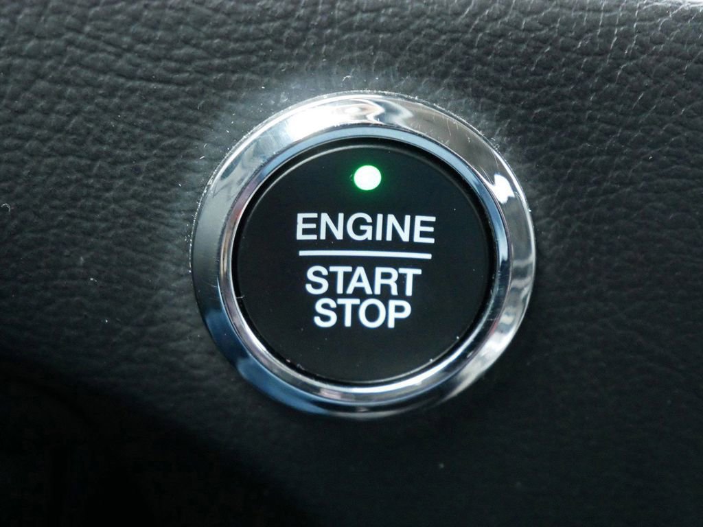 Certified 2024 Ford Edge SEL image 22