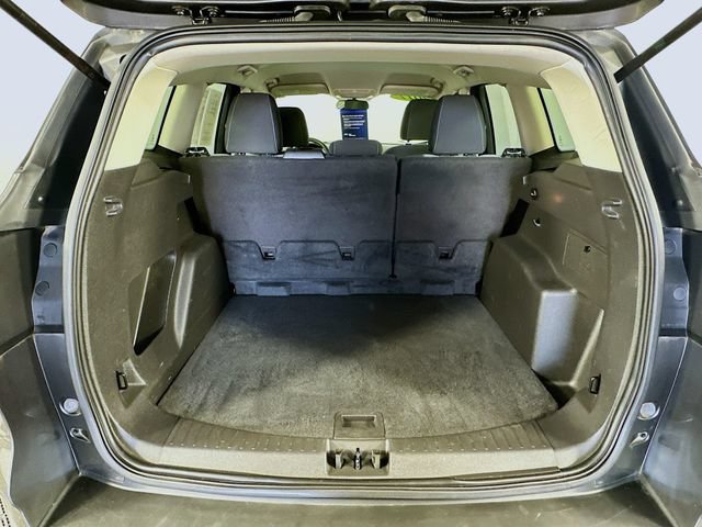 Certified 2017 Ford Escape SE FWD image 28