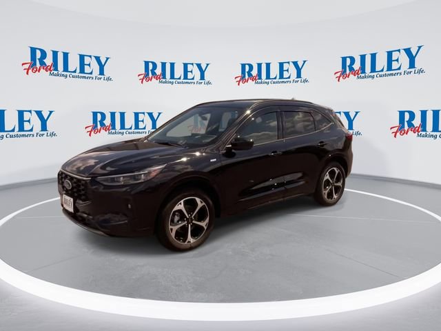 Certified 2025 Ford Escape ST-Line Elite w/ Premium Technology Package AWD/4WD image 4