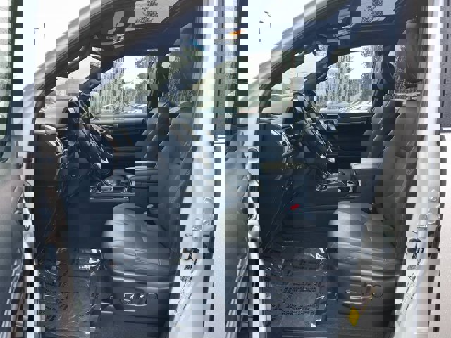 Used 2023 Lexus GX 460 Premium image 16