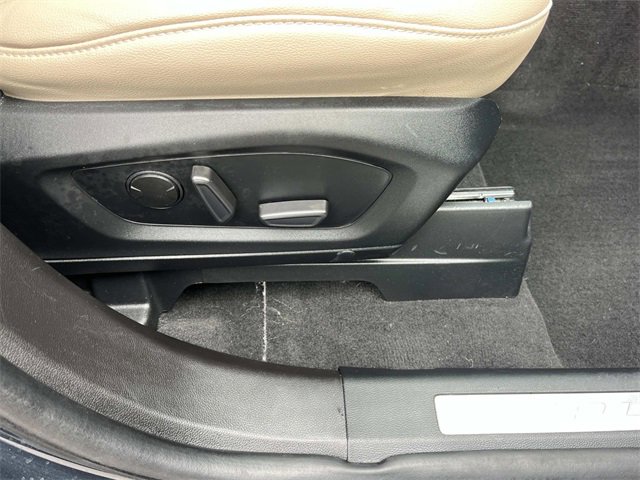 Certified 2023 Ford Explorer Limited w/ Limited Technology Package image 26