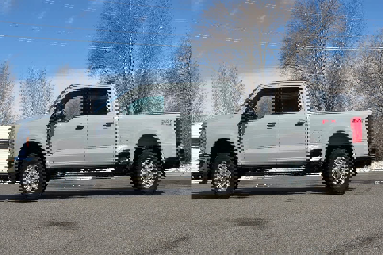 Certified 2025 Ford F250 XLT w/ FX4 Off-Road Package image 2