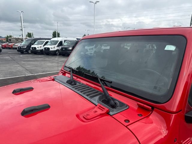 Used 2021 Jeep Wrangler Unlimited Sahara AWD/4WD image 15