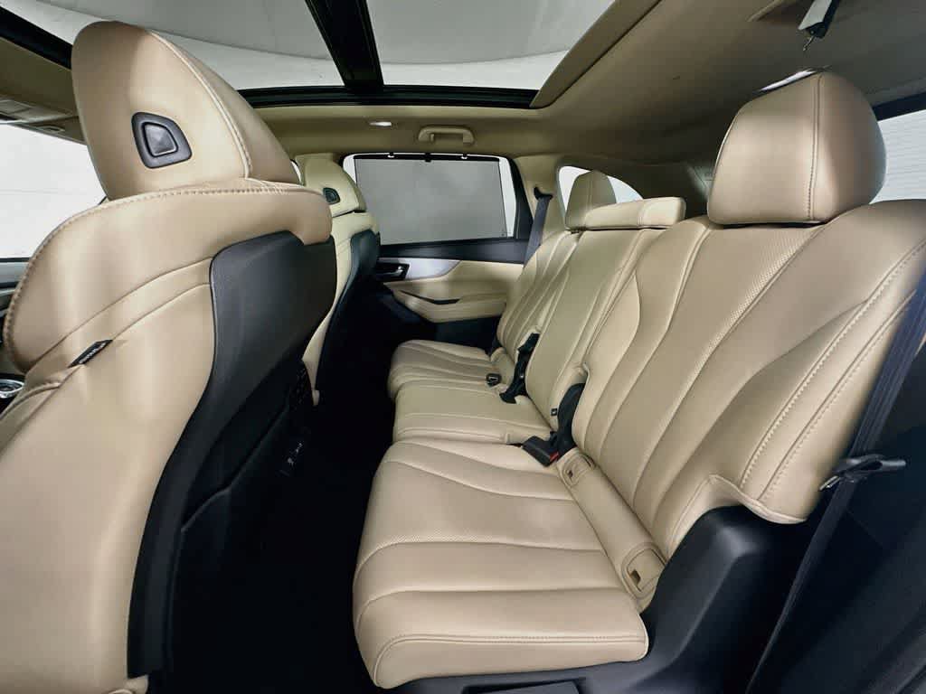 Used 2023 Acura MDX SH-AWD w/ Technology Package image 13