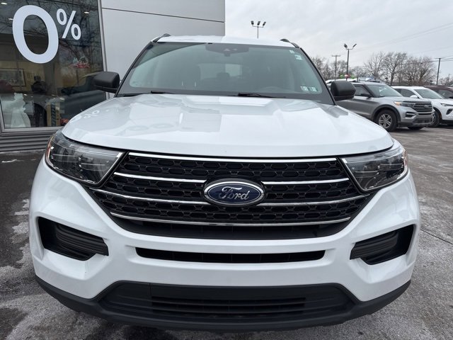 Certified 2021 Ford Explorer XLT image 3