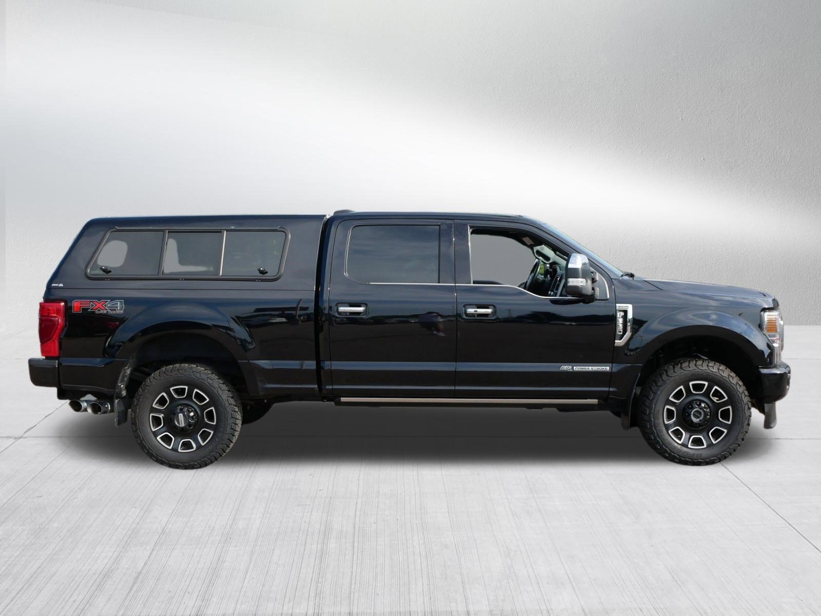 Certified 2021 Ford F350 Platinum w/ FX4 Off-Road Package AWD/4WD image 8