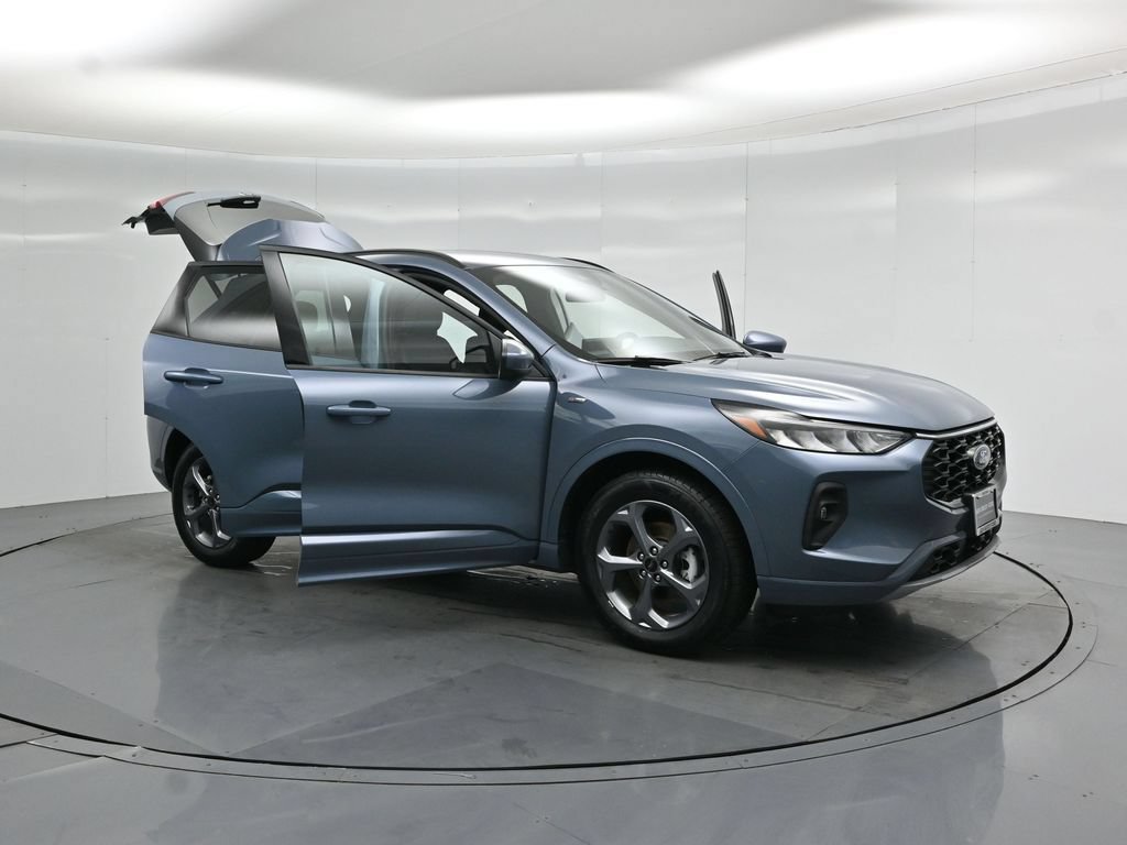 Certified 2023 Ford Escape ST-Line Select w/ Tech Pack #2 AWD/4WD image 35