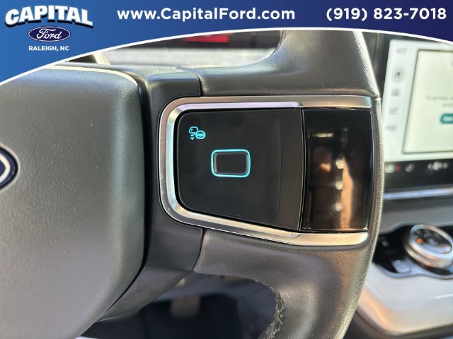 Certified 2025 Ford Expedition Active AWD/4WD image 24
