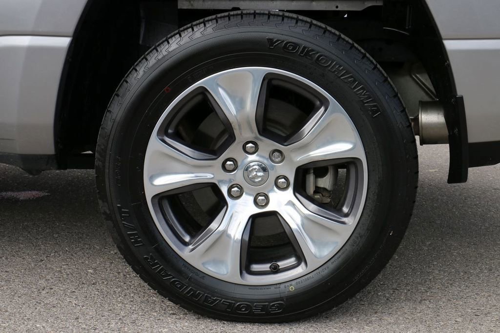 Used 2024 RAM 1500 Laramie image 9