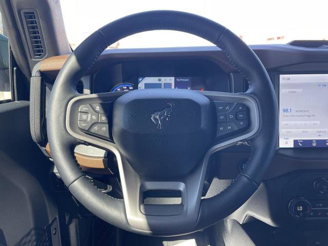 Certified 2024 Ford Bronco Outer Banks w/ Sasquatch Package AWD/4WD image 12