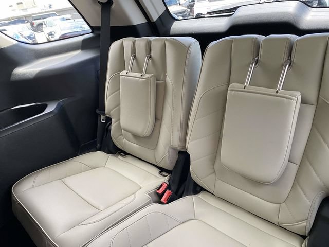 Certified 2019 Ford Explorer Limited w/ Limited Luxury Package AWD/4WD image 18