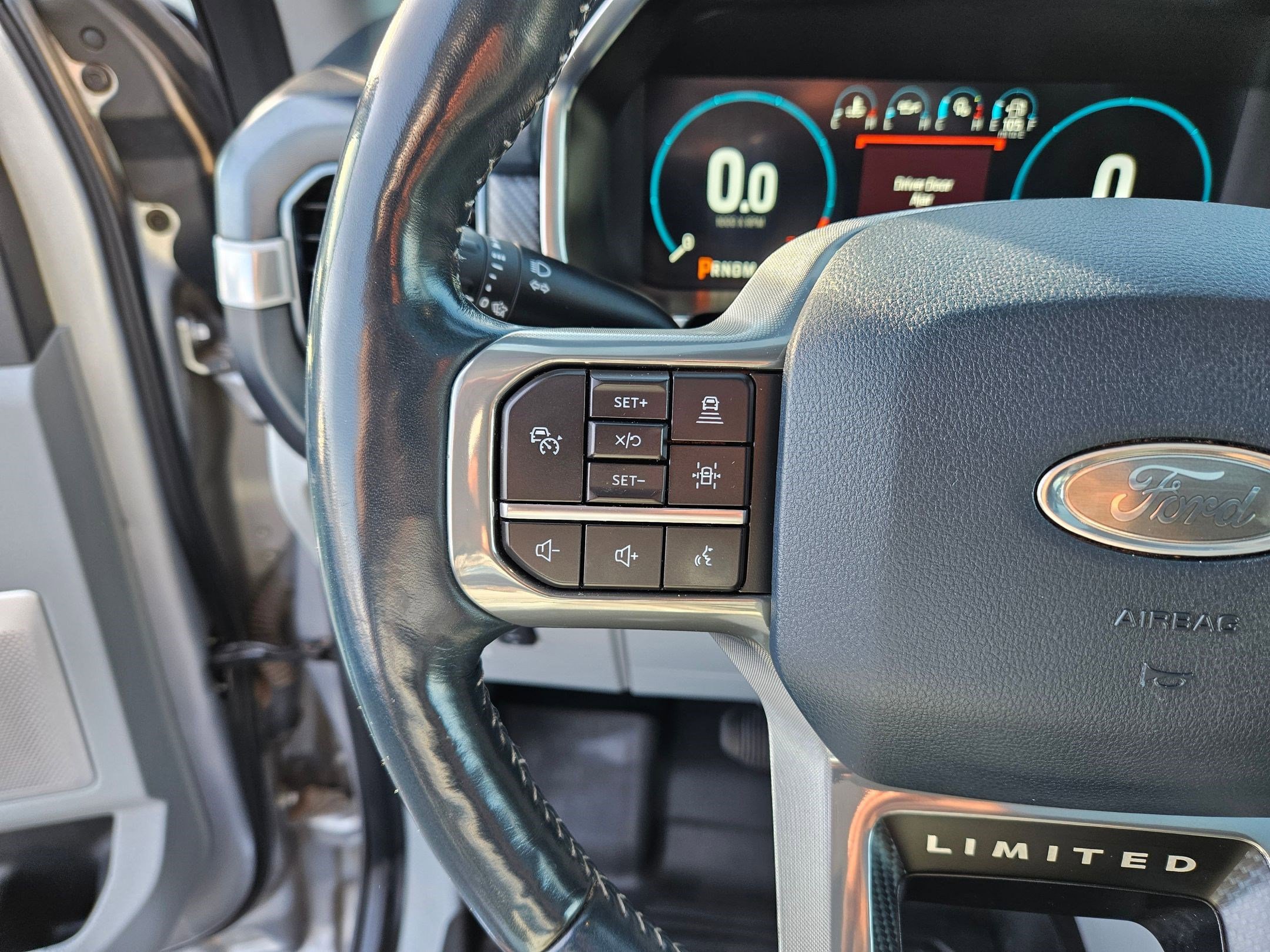 Certified 2022 Ford F150 Limited AWD/4WD image 21
