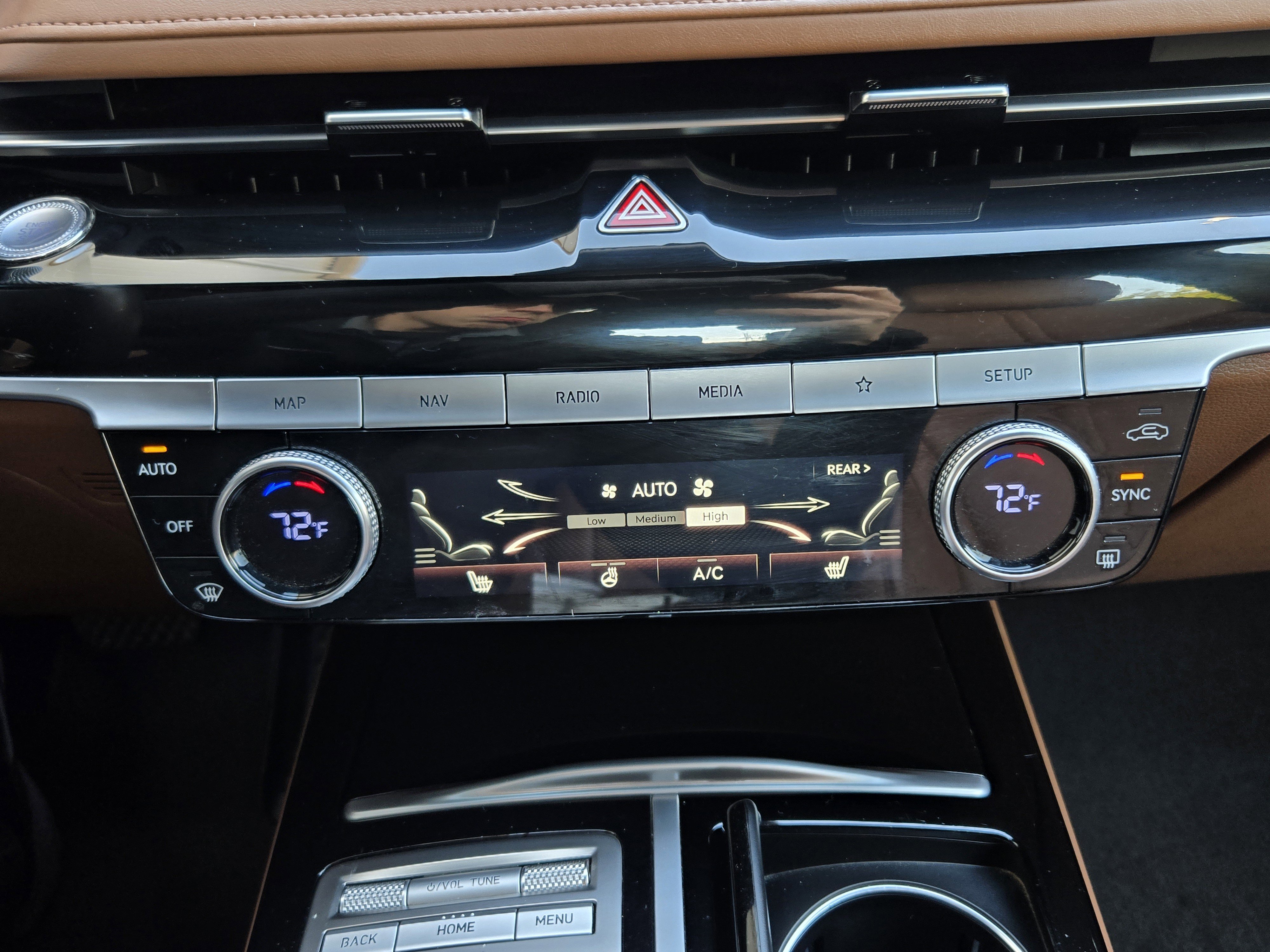 Used 2023 Genesis G80 2.5T image 14