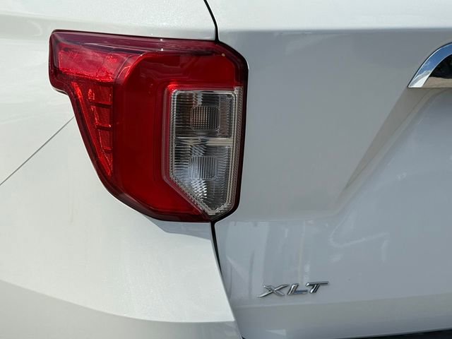 Certified 2022 Ford Explorer XLT w/ Equipment Group 202A image 29