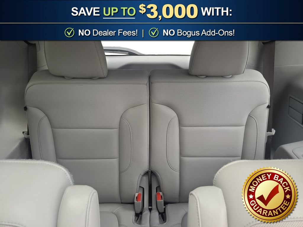 Used 2018 GMC Acadia SLT FWD image 21