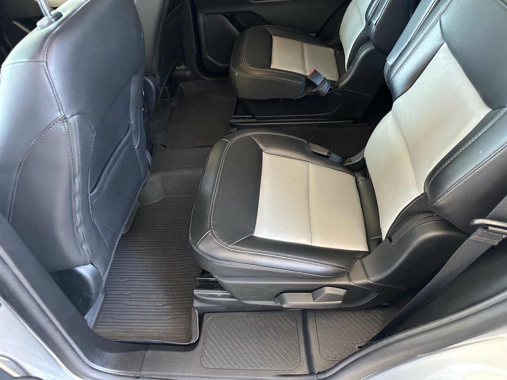 Certified 2024 Ford Explorer XLT w/ Equipment Group 202A image 23