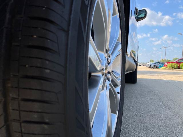 Certified 2024 Ford Edge Titanium AWD/4WD image 12