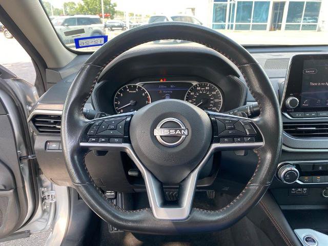 Used 2024 Nissan Altima 2.5 SR FWD image 18