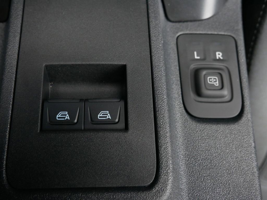 Certified 2024 Ford Bronco Black Diamond image 25