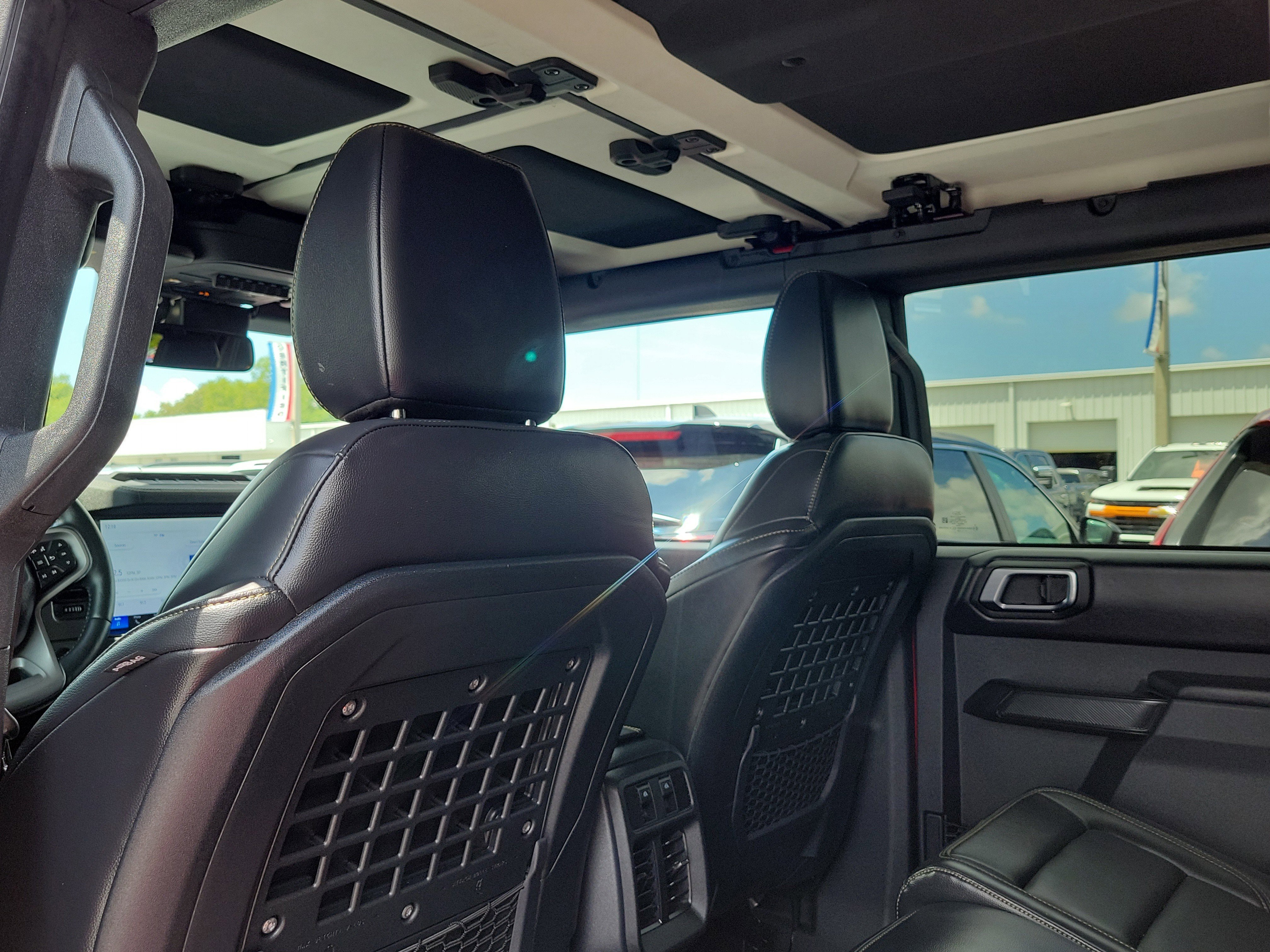 Certified 2025 Ford Bronco Badlands AWD/4WD image 12