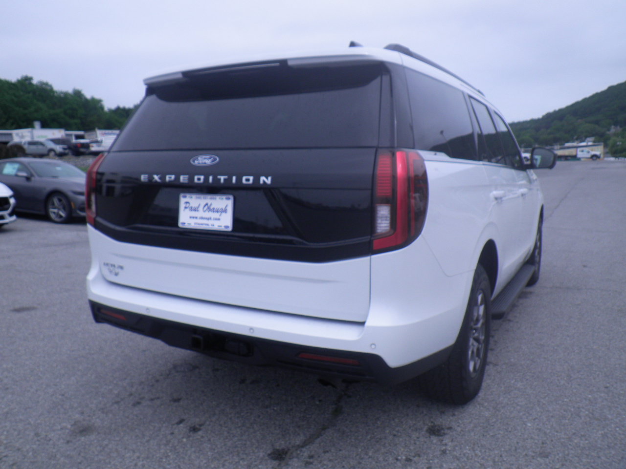 Certified 2025 Ford Expedition Active AWD/4WD image 5