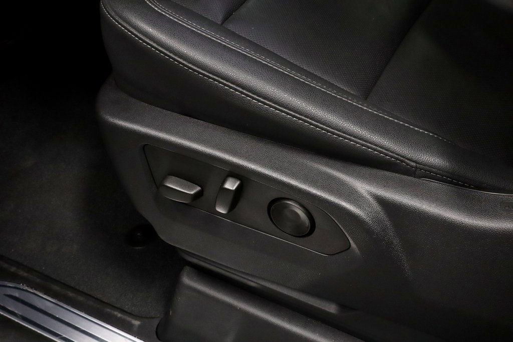 Used 2023 GMC Sierra 1500 SLT w/ SLT Premium Package image 22