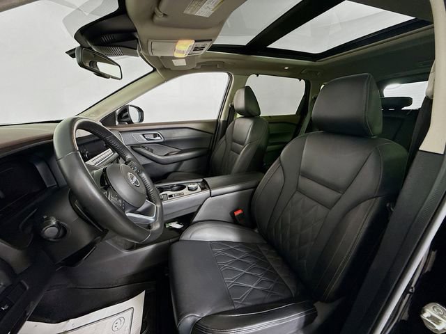 Used 2023 Nissan Rogue Platinum w/ Platinum Premium Package image 22