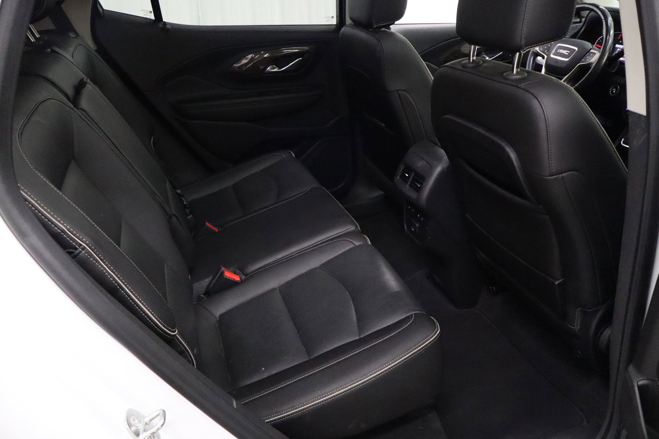 Used 2019 GMC Terrain Denali w/ Advanced Safety Package image 27