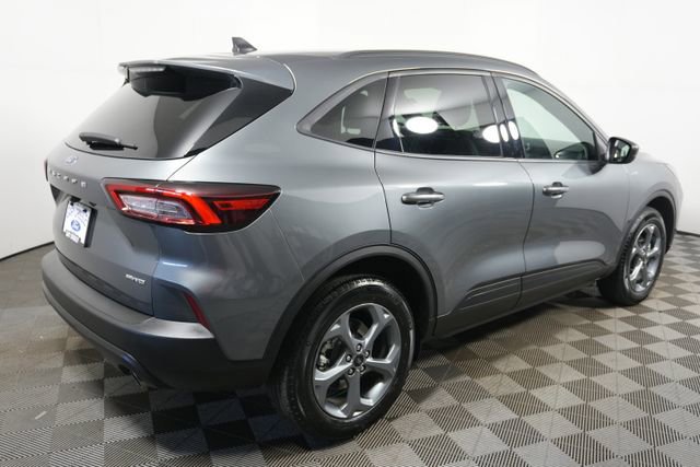 Certified 2025 Ford Escape ST-Line image 4