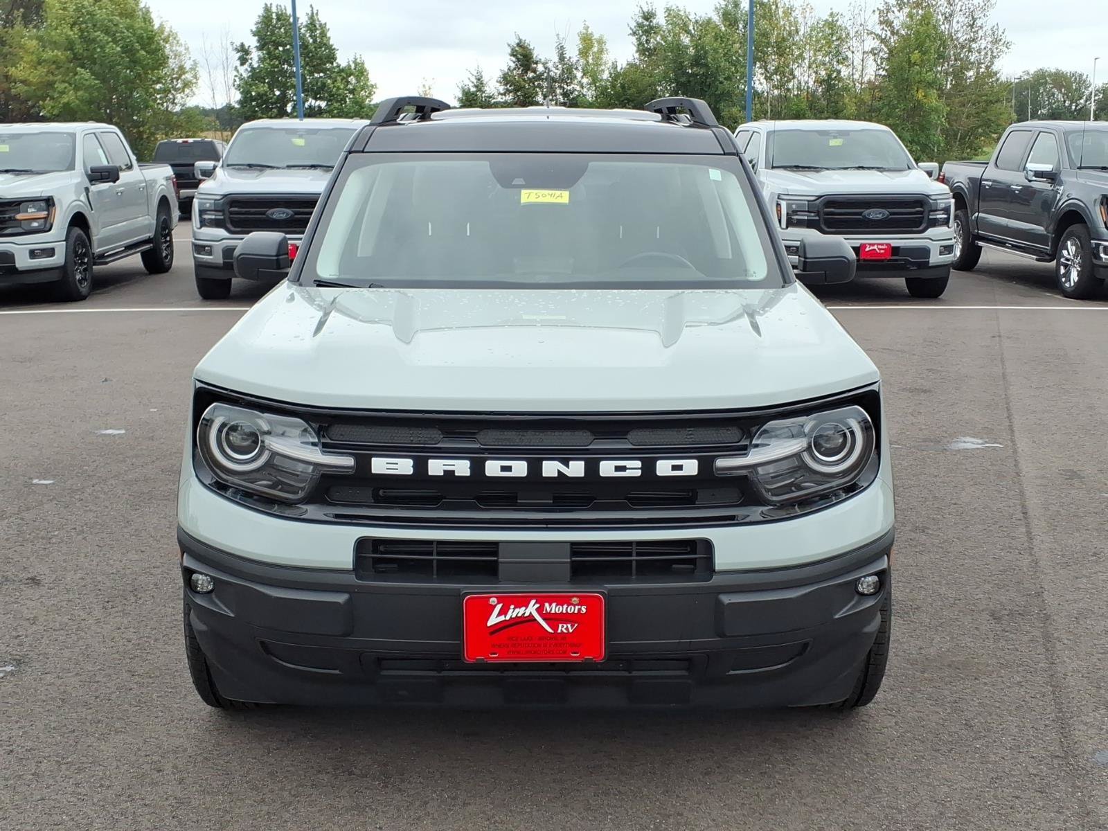 Certified 2023 Ford Bronco Sport Outer Banks w/ Tech Package AWD/4WD image 9