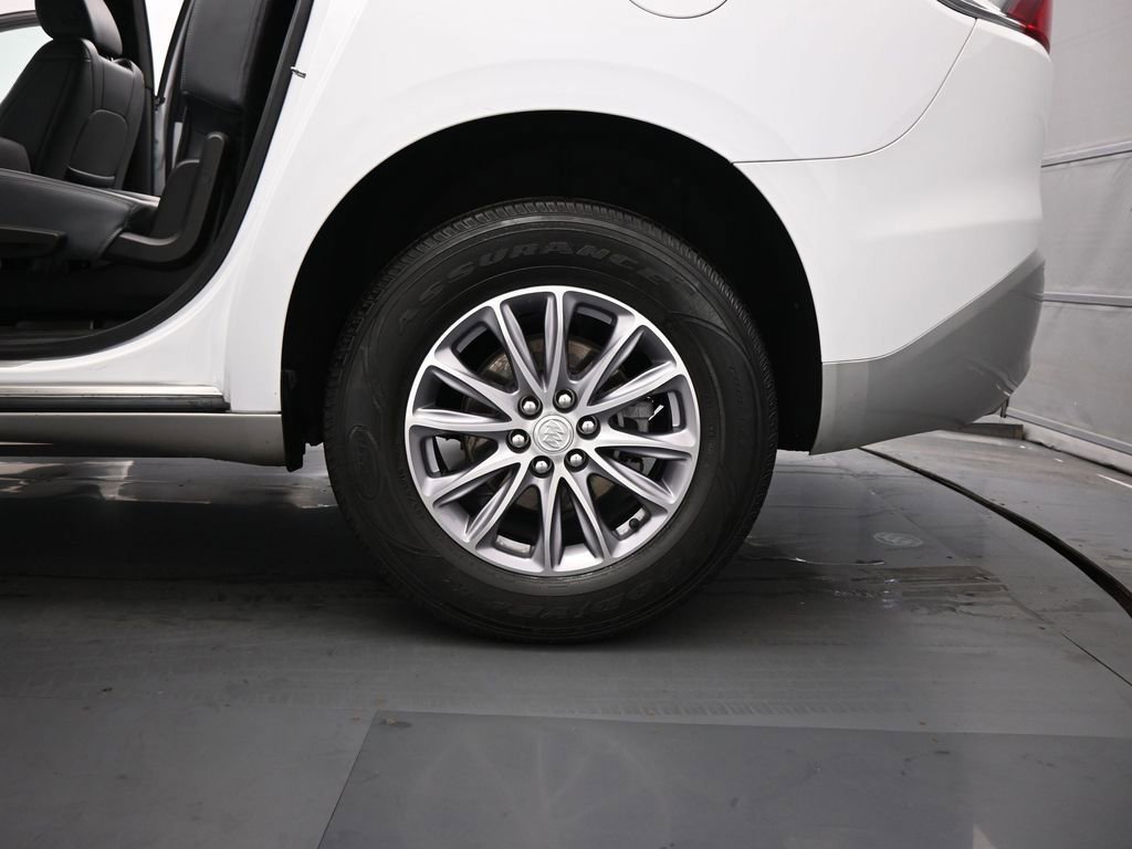 Used 2022 Buick Enclave Essence image 48