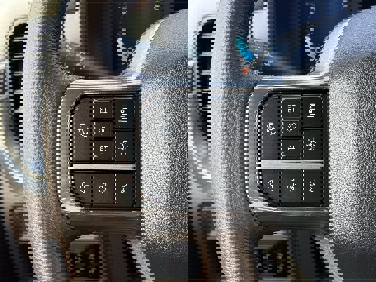 Certified 2025 Ford F150 King Ranch w/ FX4 Off-Road Package image 13