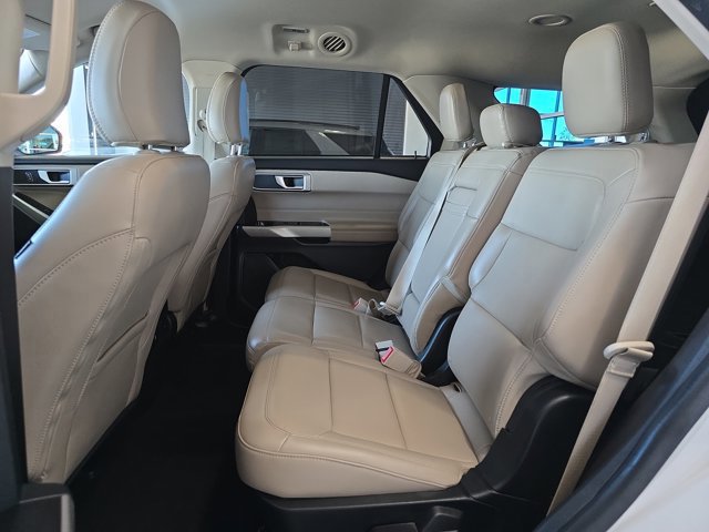 Certified 2024 Ford Explorer XLT w/ Equipment Group 202A image 13