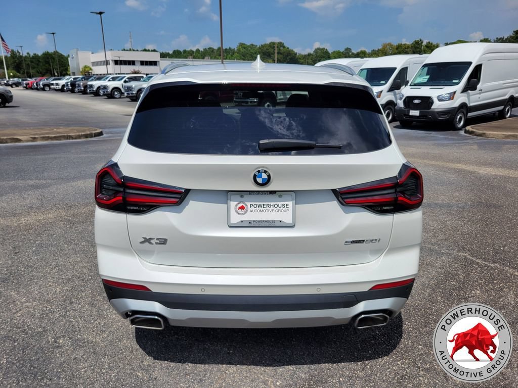 Used 2024 BMW X3 sDrive30i w/ Convenience Package RWD image 4