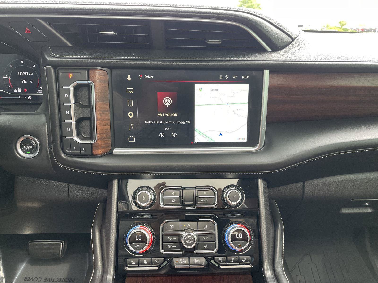 Used 2024 GMC Yukon XL Denali Ultimate AWD/4WD image 27